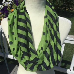 Maurice’s Infinity Scarf